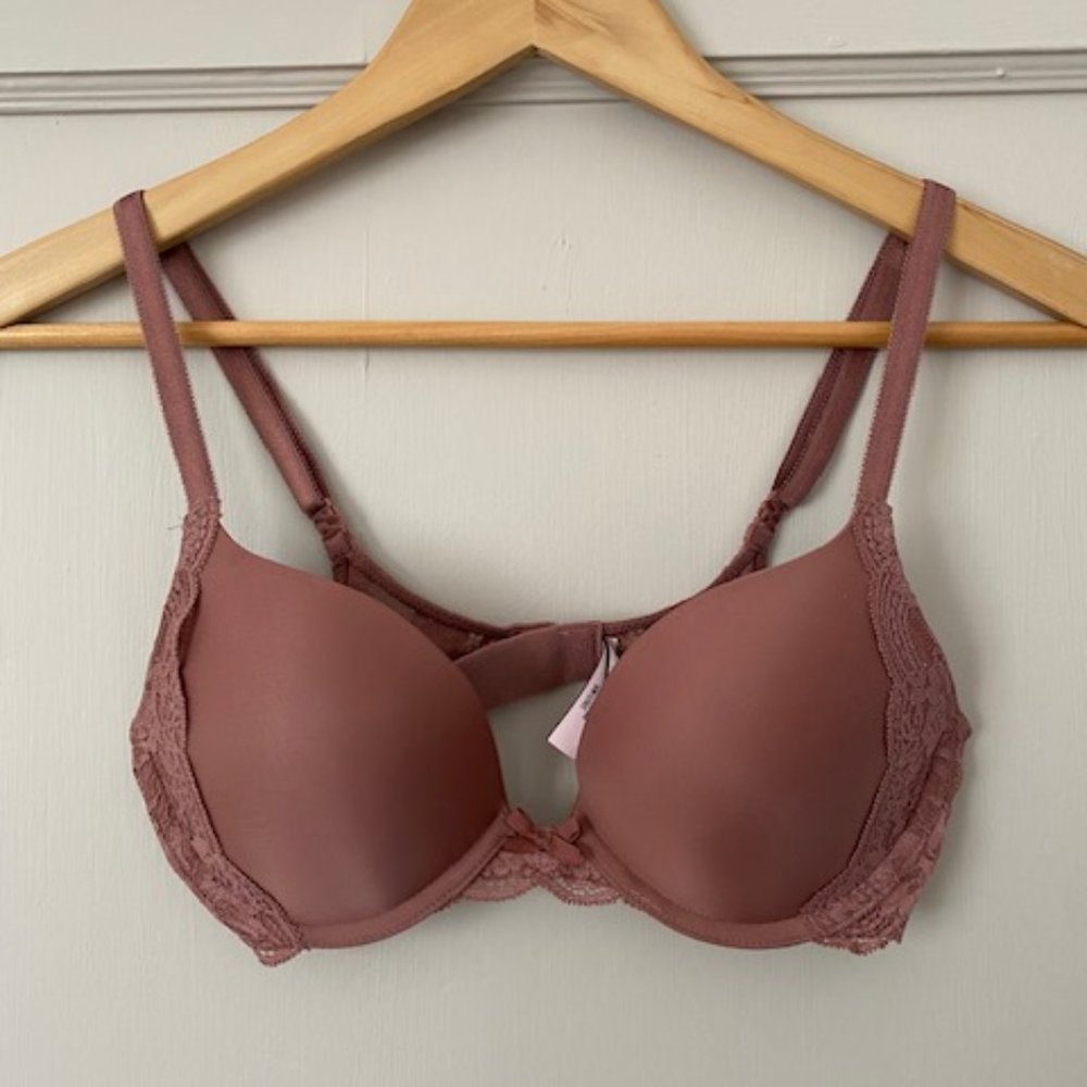 Victoria's Secret Dream Angels Push Up Bra- Size 32C